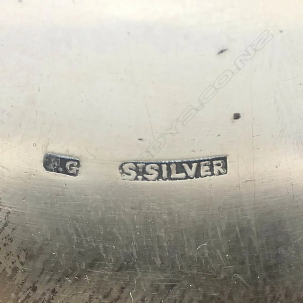 Frank Grady silver napkin ring, Image 1++